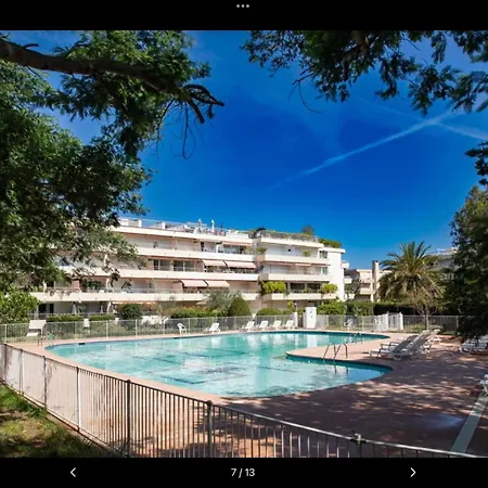 Studio Red Master Saint-Tropez Exterior photo